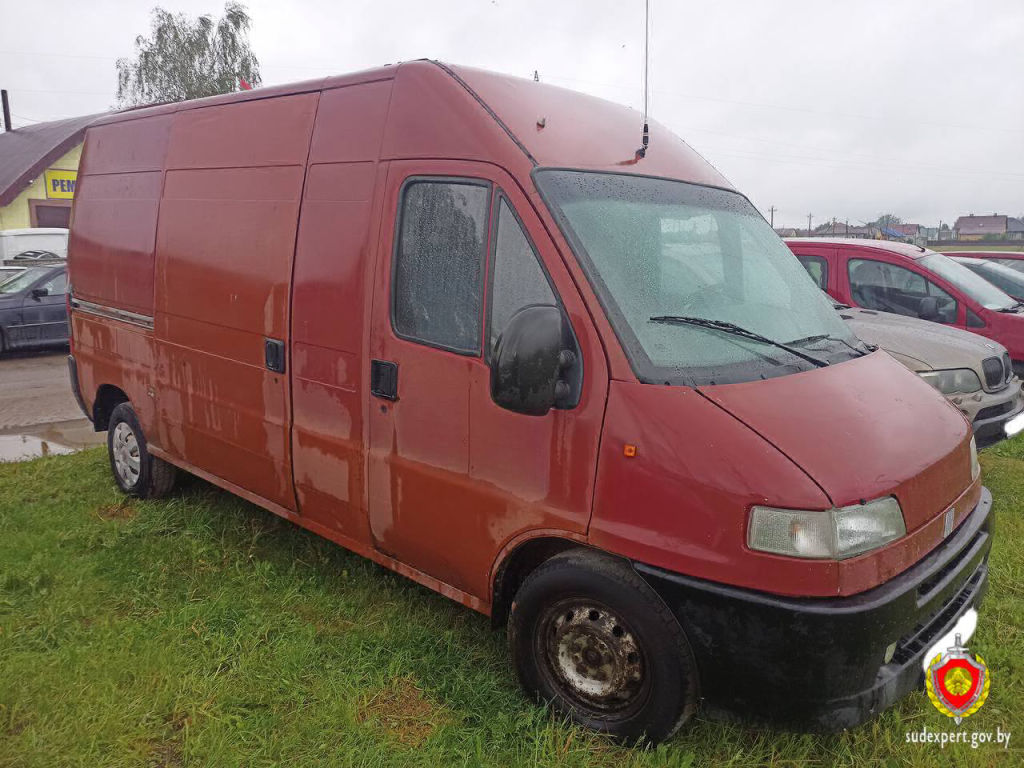 20-летний житель Березы угнал автомобиль. Подробности случая