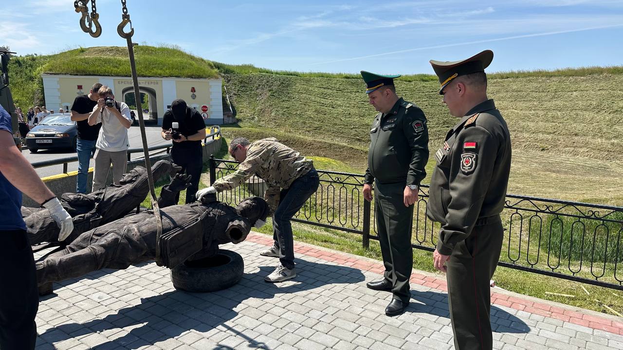 У Северных ворот Брестской крепости установят 4-метровый памятник пограничникам — фото