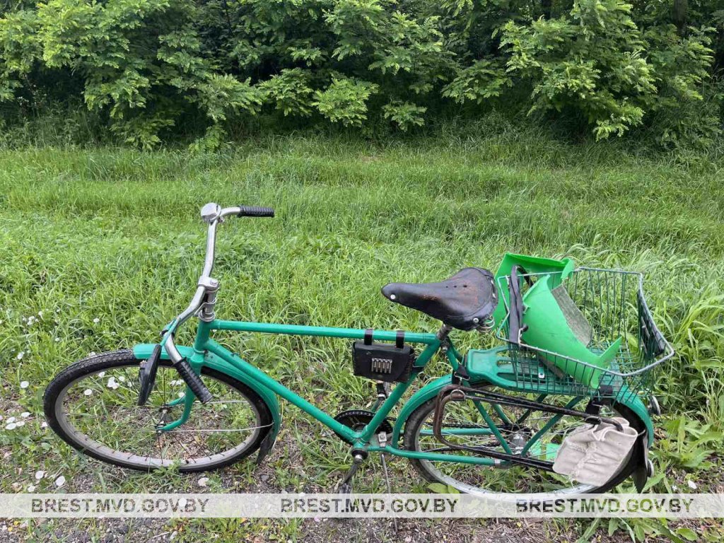 В Барановичском районе погиб велосипедист