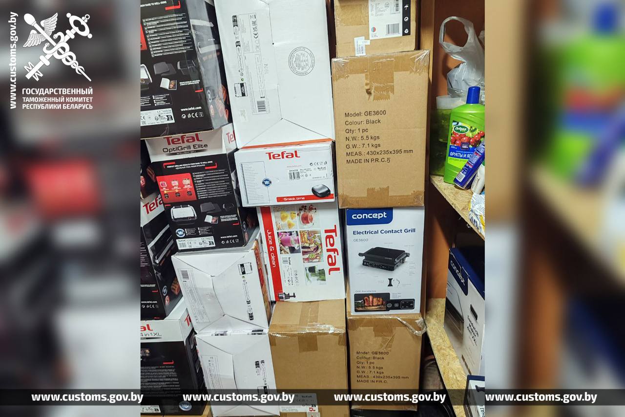 Склады с контрабандной техникой на 2 миллиона рублей обнаружили в Беларуси