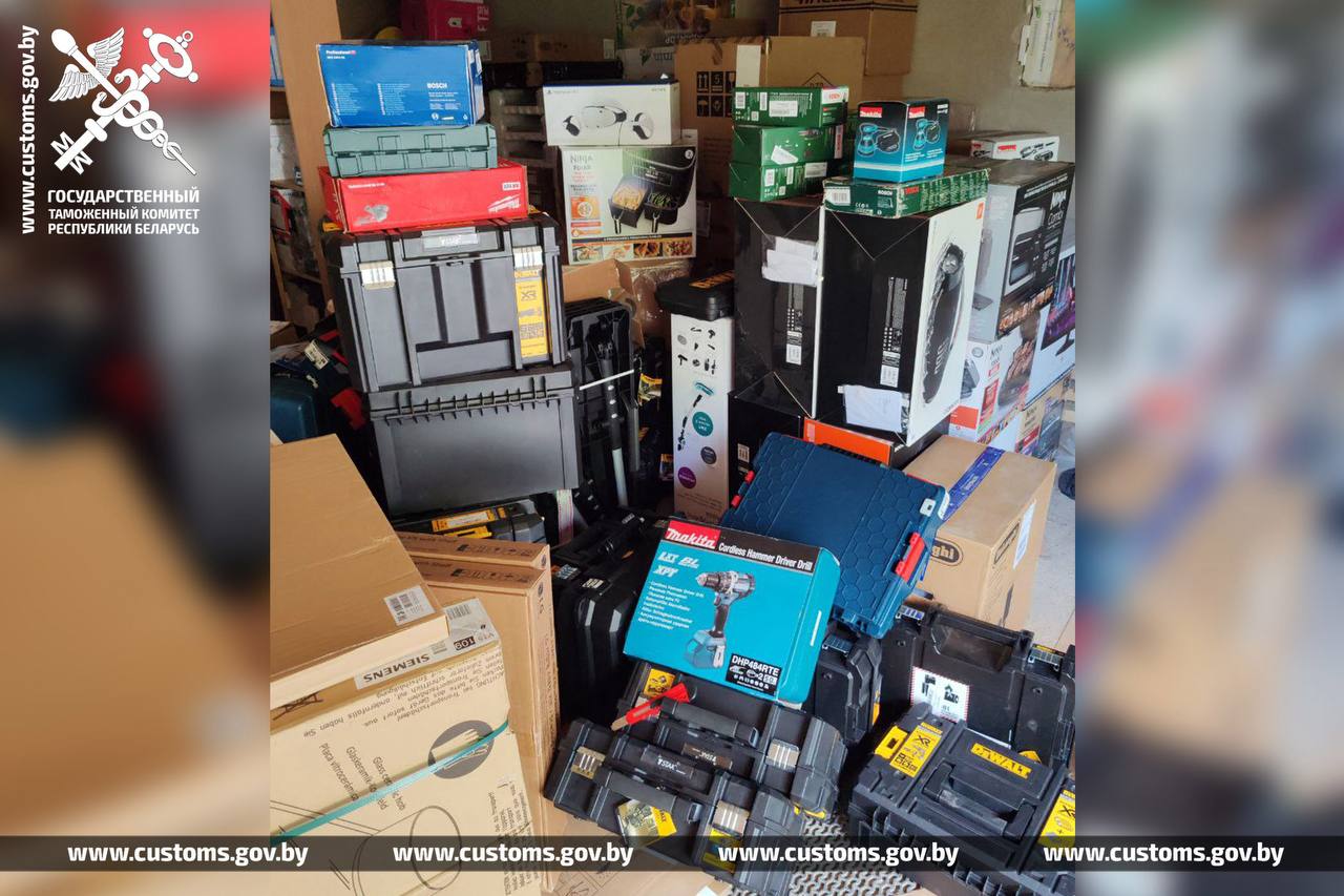 Склады с контрабандной техникой на 2 миллиона рублей обнаружили в Беларуси