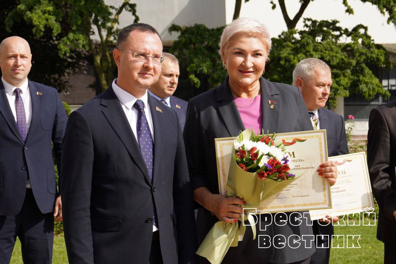Лауреатов почетного звания «Человек года» чествовали в Бресте
