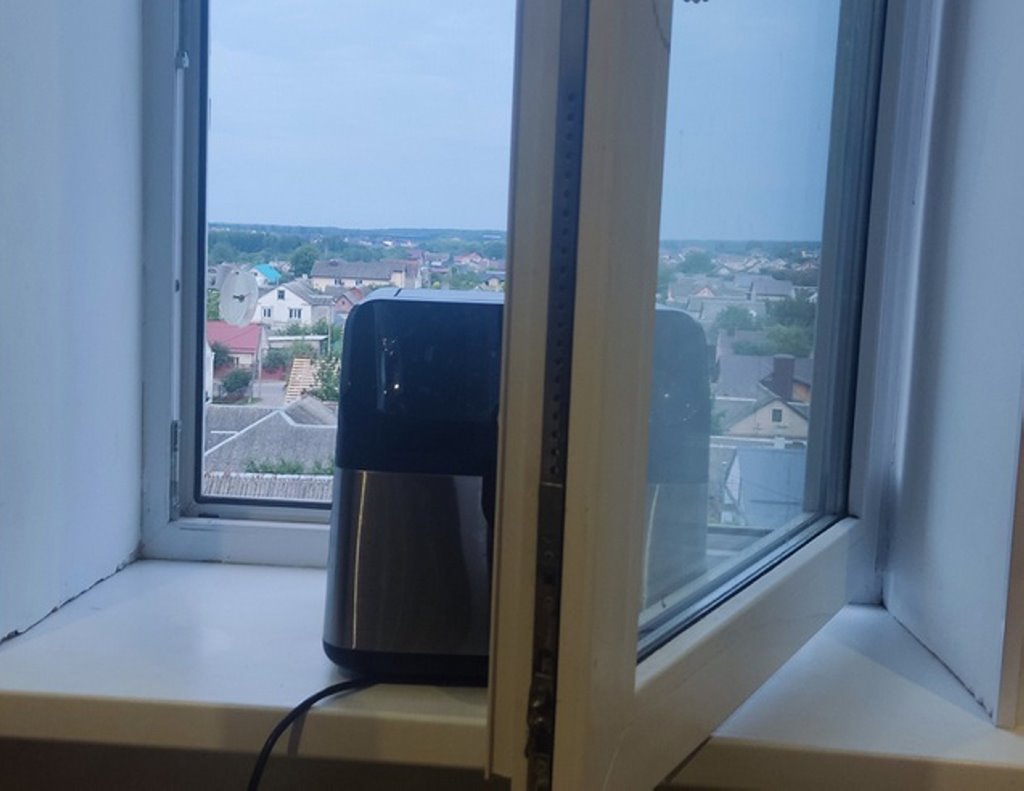 В Барановичах мальчик выпал из окна пятого этажа