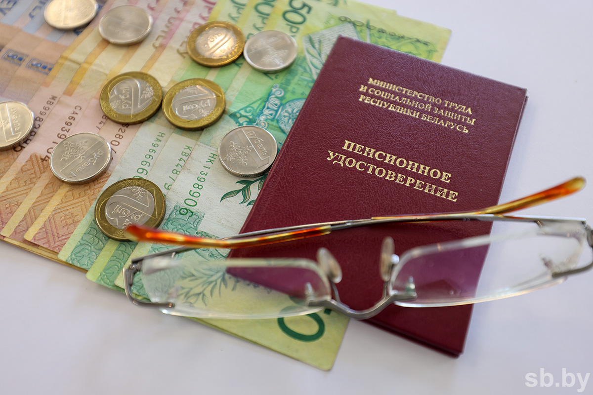 Засчитывается ли учеба и отработка в пенсионный стаж? Пояснили в Минтруда