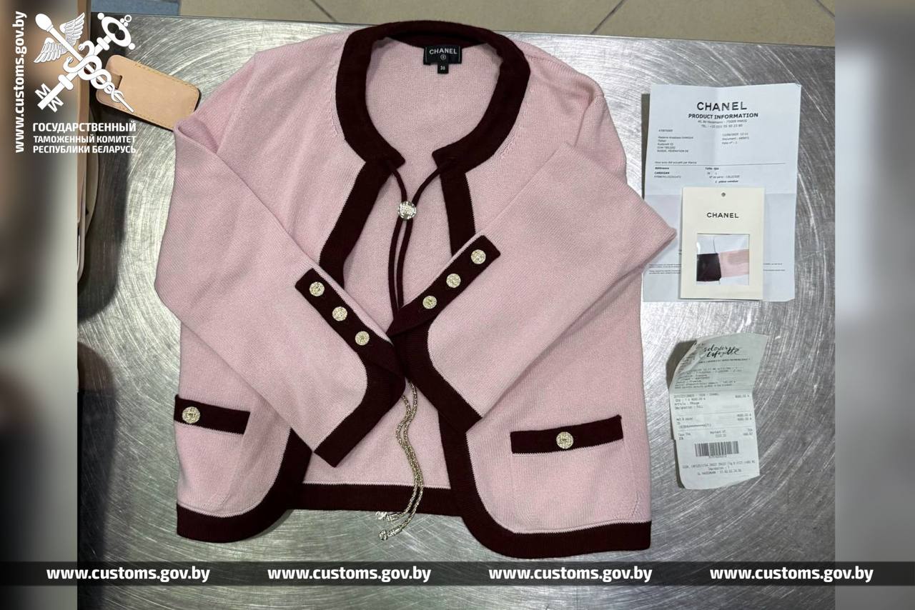 Россиянка пыталась незаконно провезти через Беларусь «подарки» из ОАЭ на 500 тысяч рублей