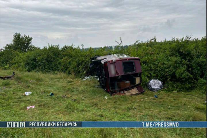 В Брестской области перевернулась маршрутка