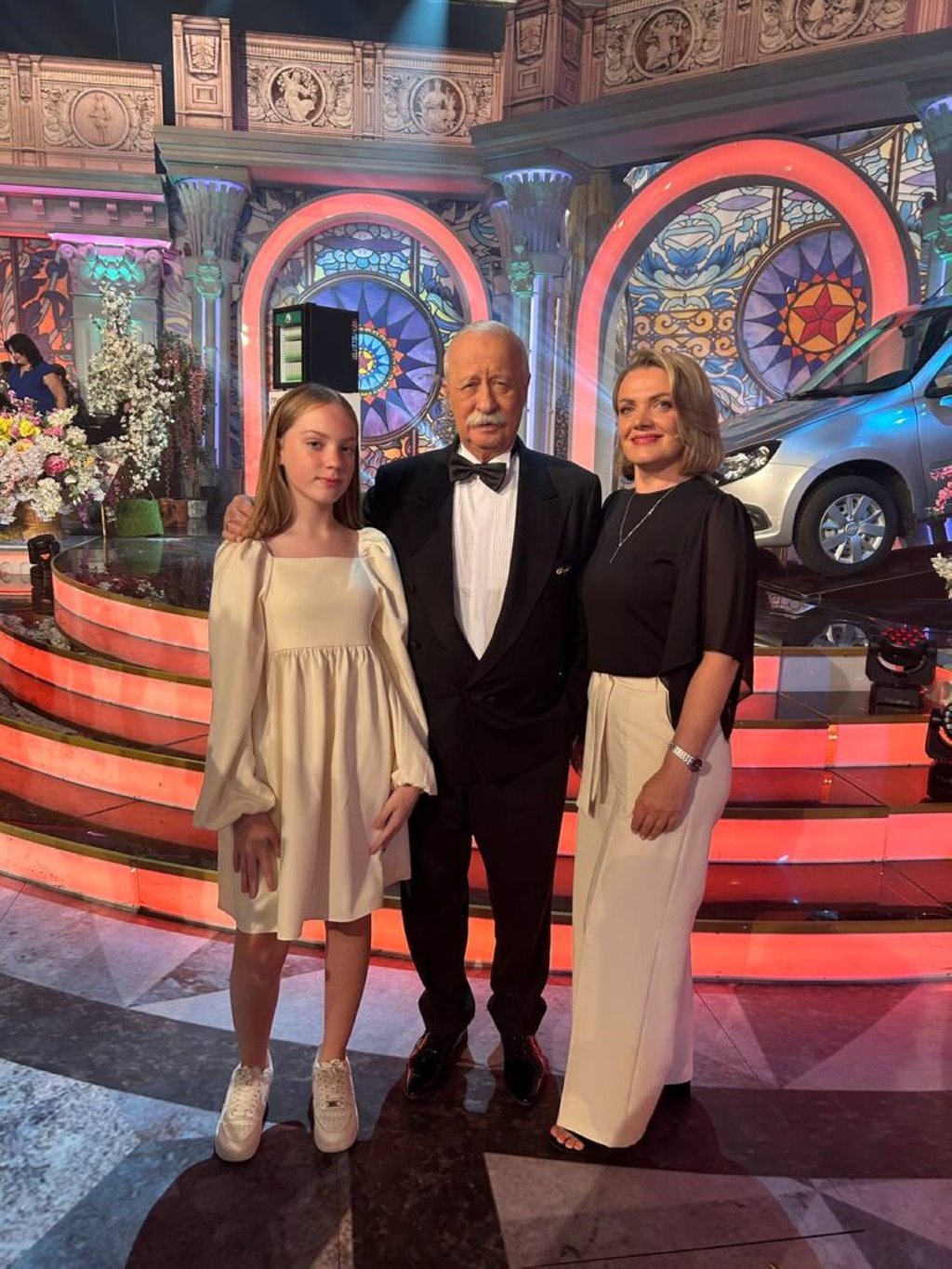 От Пружан до «Поля чудес»: как валеолог Елена выиграла у Якубовича