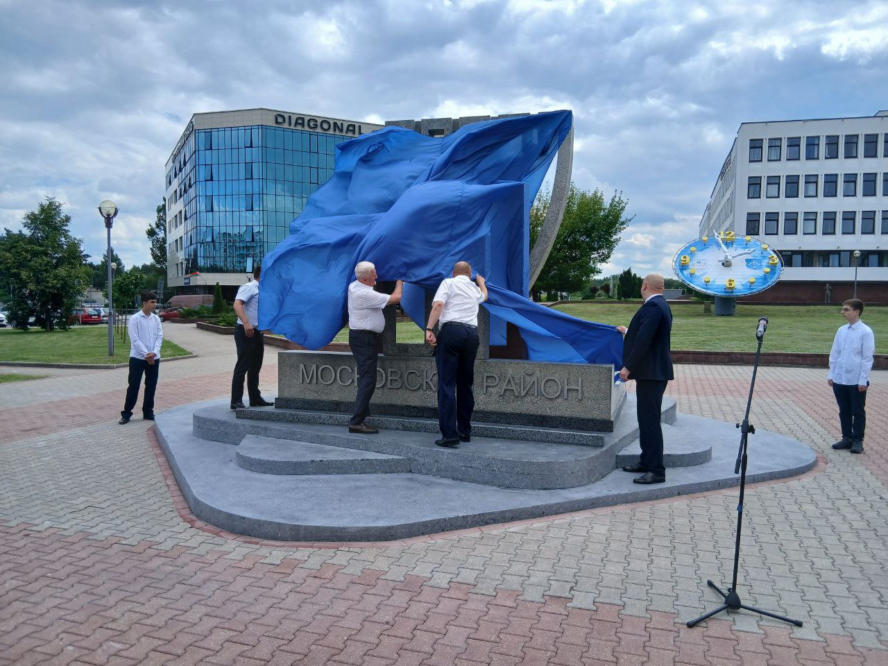 В Бресте открыли стелу «Московский район»