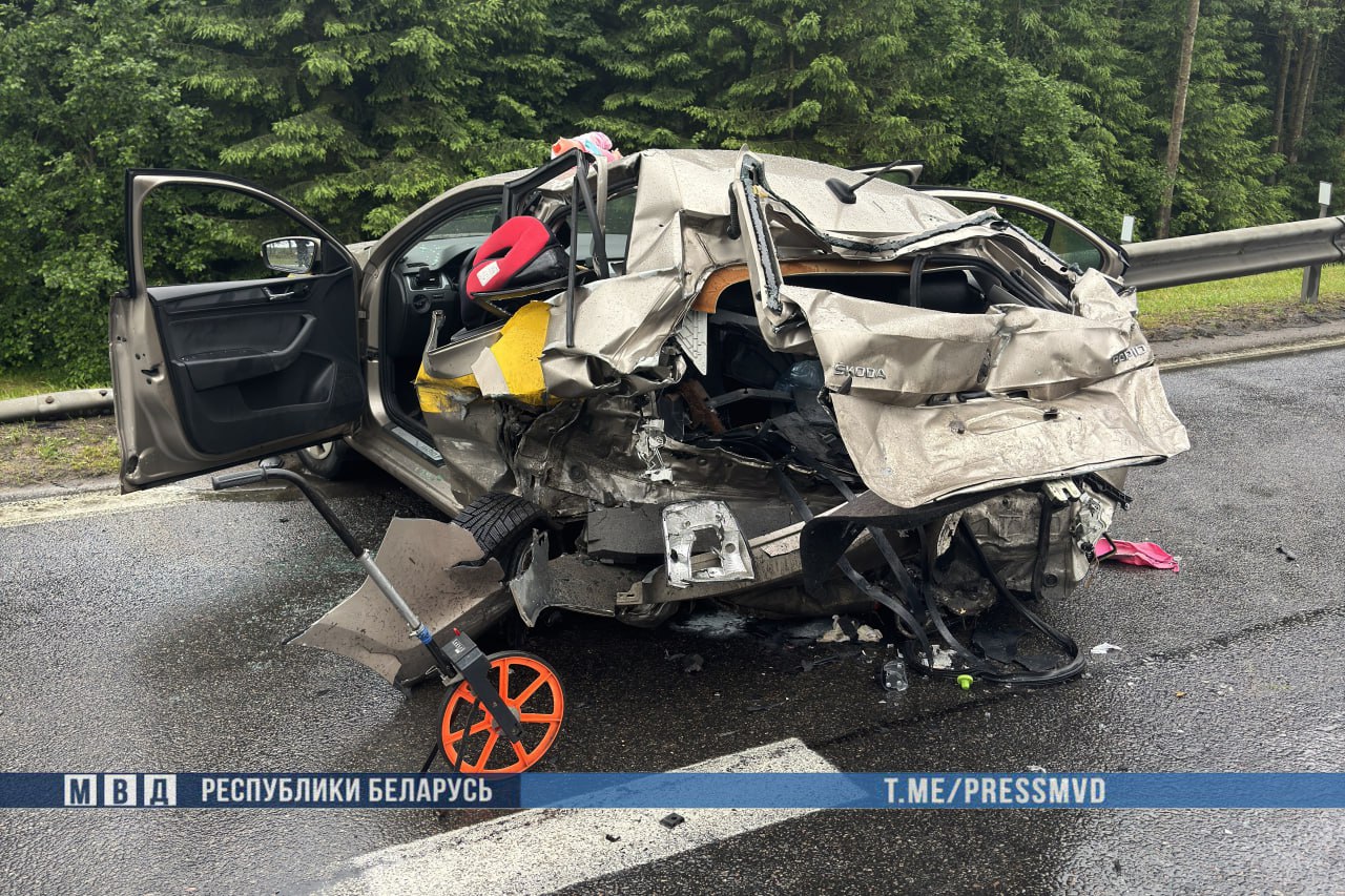 Пьяный водитель Mercedes устроил смертельное столкновение — погибли 4 человека, включая детей