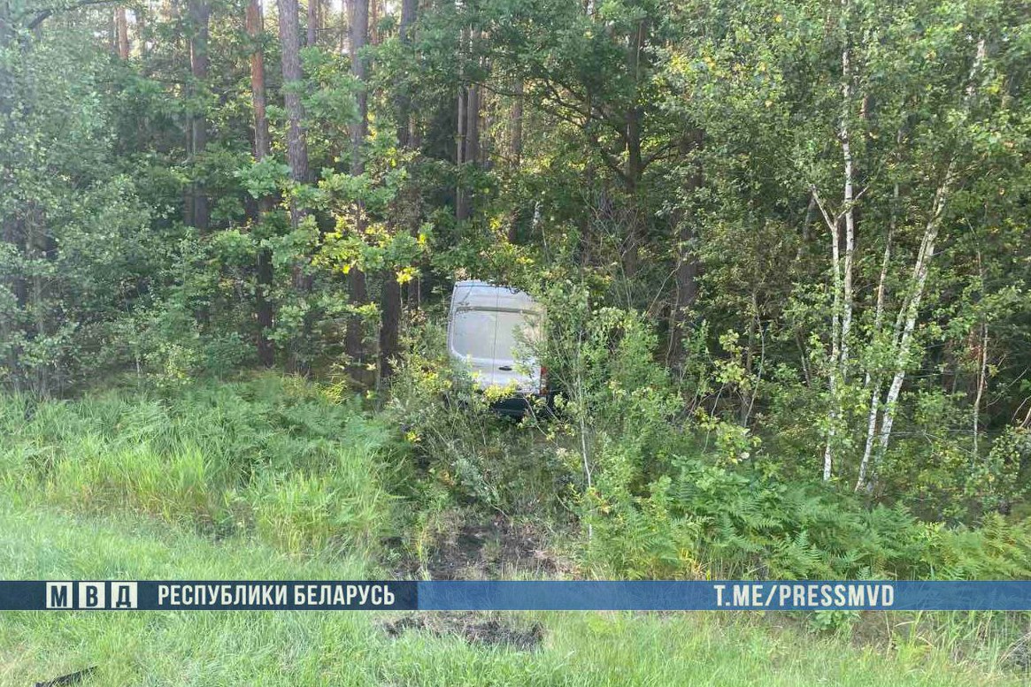 В Березовском районе произошло жесткое ДТП с участием автобуса — рассказываем подробности
