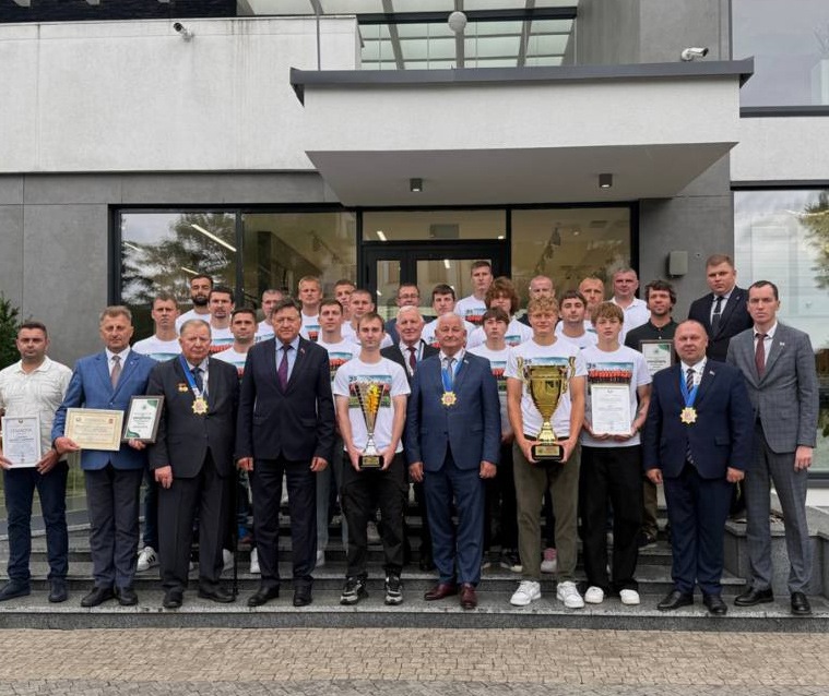 В Бресте чествовали чемпионов и обладателей Кубка Беларуси по хоккею на траве 