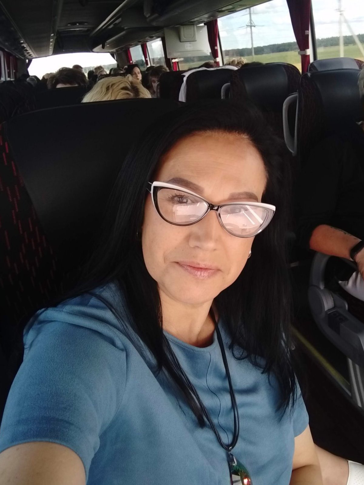 За прилавком — артисты, охотники, музыканты: Необычные таланты сотрудников компании ЕВРОТОРГ