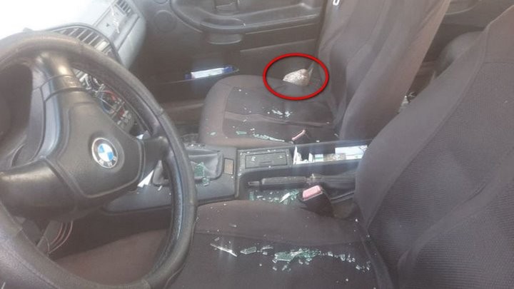 Житель частного дома не выдержал шума и бросил камень в проезжавший мимо BMW