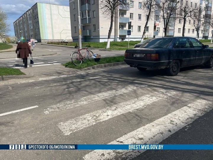 Женщина-водитель сбила велосипедиста в Белоозёрске. Кто виноват?