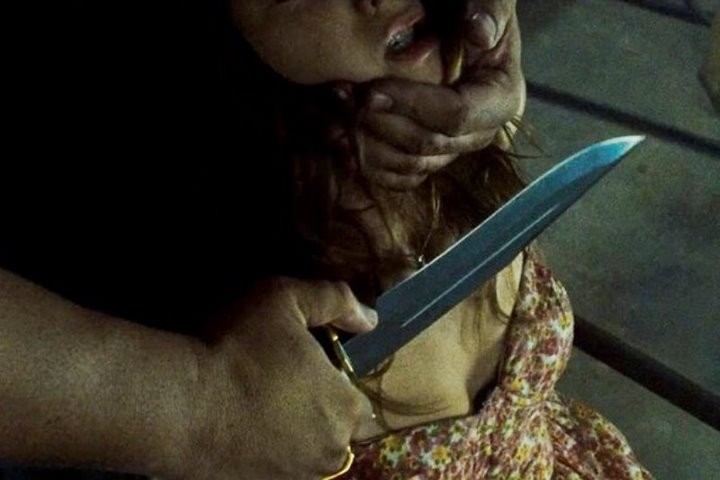 «По подозрению в измене». Брестчанин взял в заложники собственную семью. Дом штурмовал ОМОН