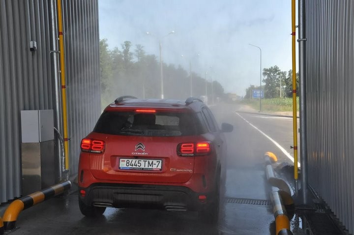 Стало известно, когда на белорусской границе заработают станции дезинфекции