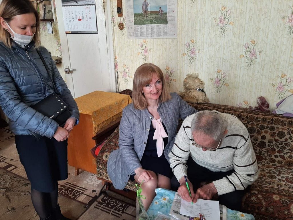 В Бресте начались выплаты материальной помощи к 77-летию Победы