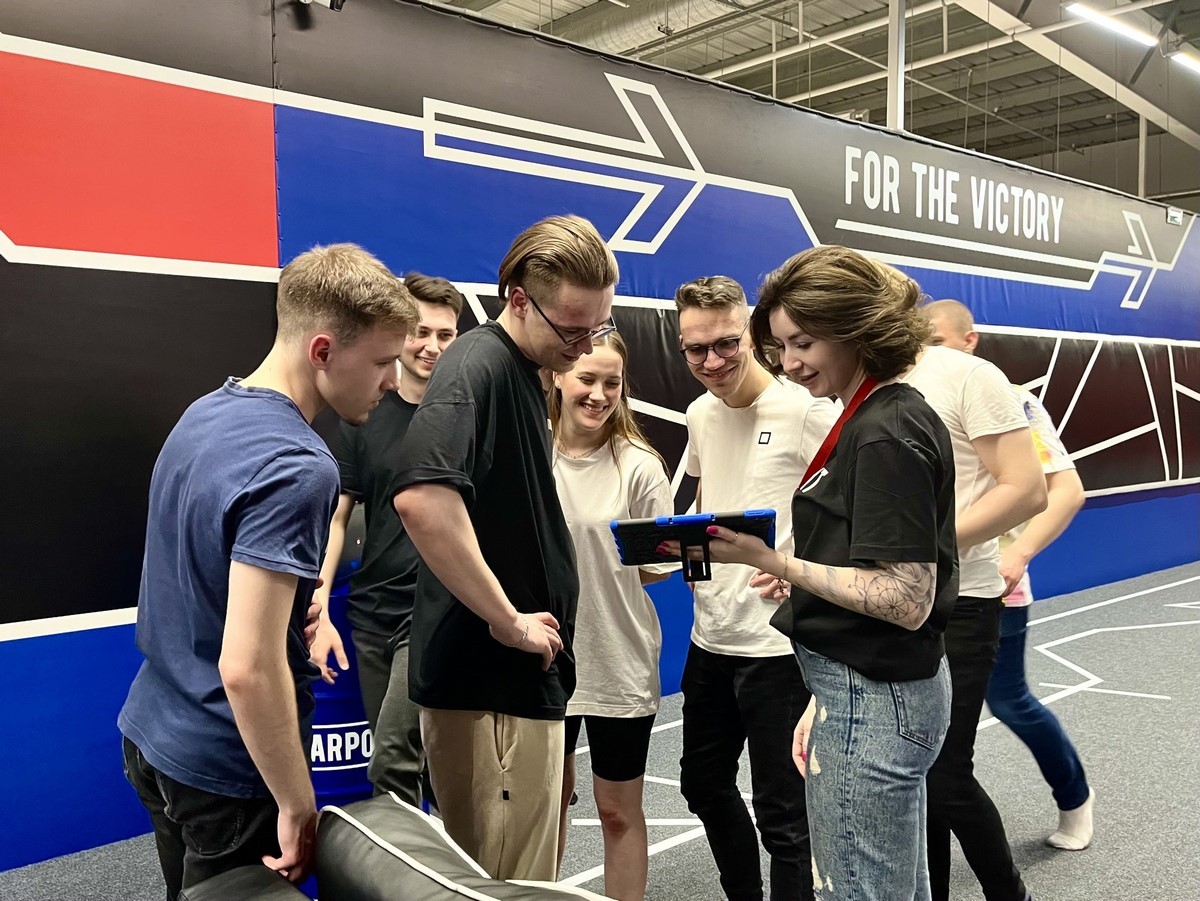 Впервые в Беларуси! Уже в Бресте! Выйди за грани реального мира и погрузись в виртуальную реальность на арене «WARPOINT», где ты не управляешь героем, ты и есть герой