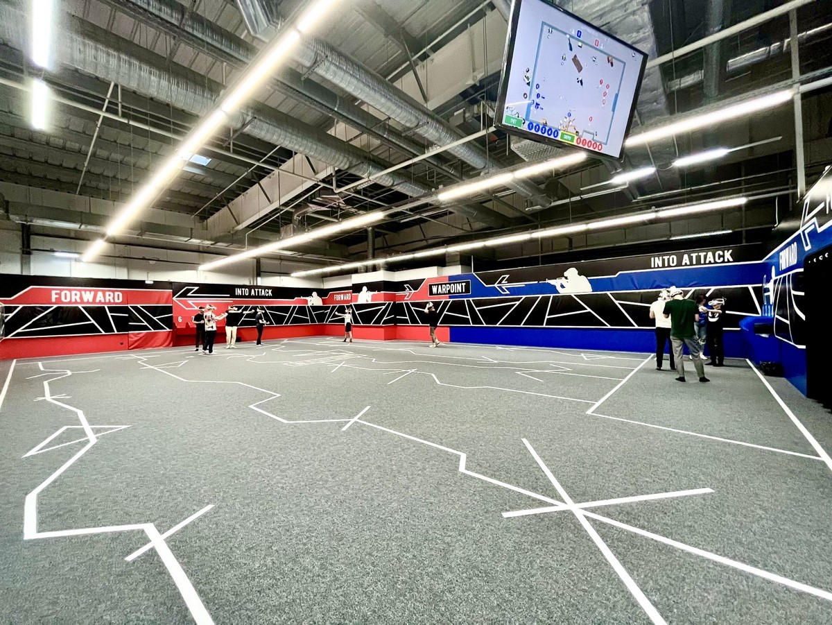 Впервые в Беларуси! Уже в Бресте! Выйди за грани реального мира и погрузись в виртуальную реальность на арене «WARPOINT», где ты не управляешь героем, ты и есть герой