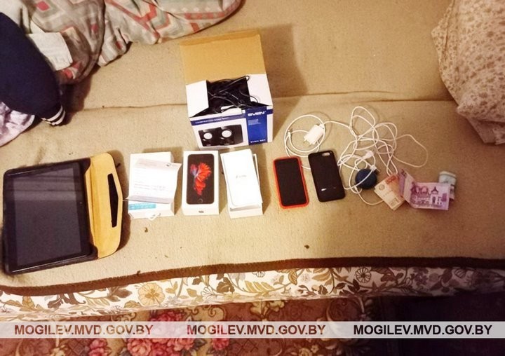 Школьник похитил пожертвования из храма и купил себе новый телефон