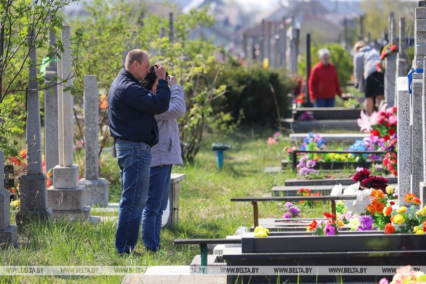 В Бресте православные верующие отмечают Радуницу