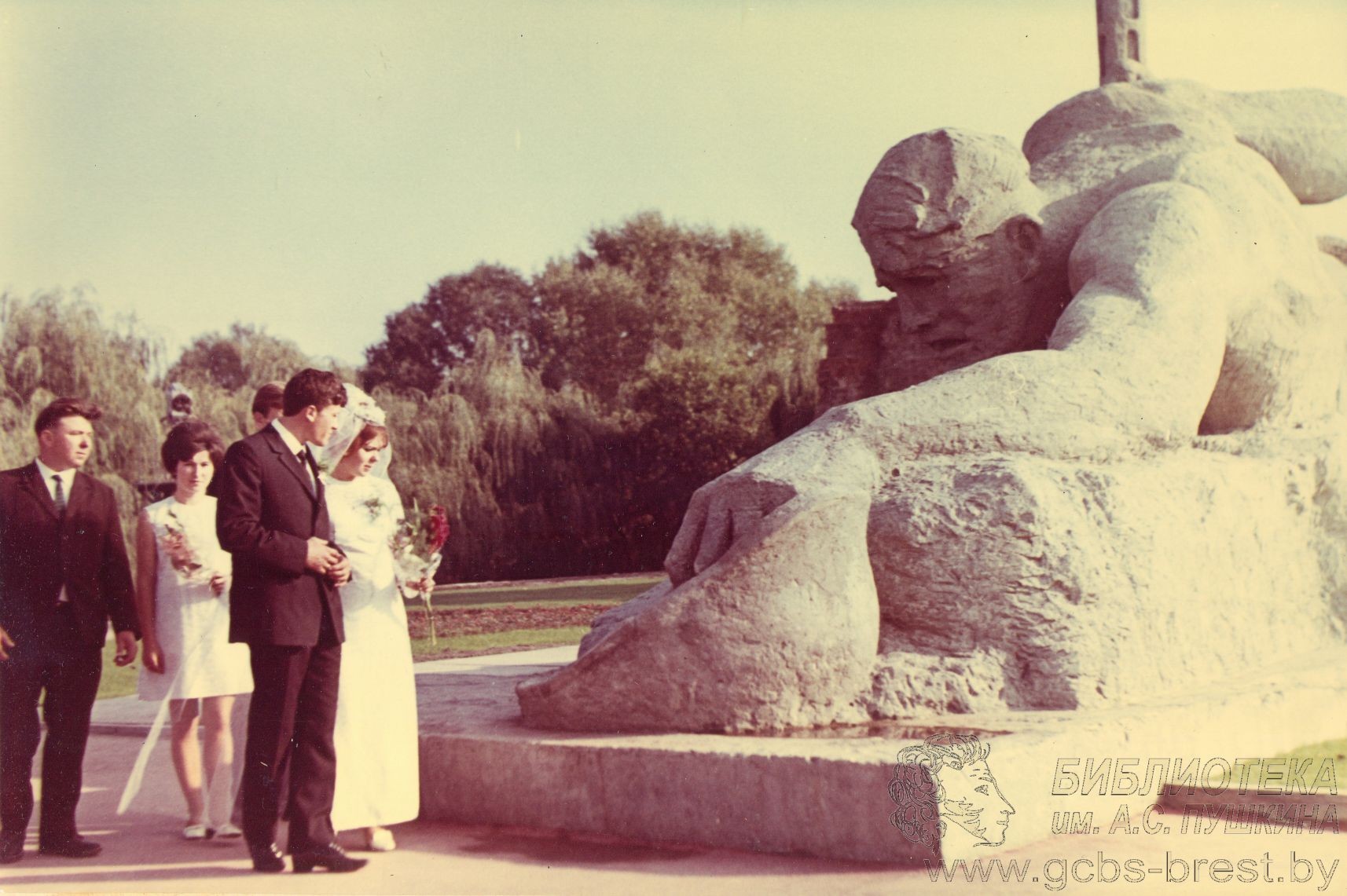 День открытия Мемориального комплекса «Брестская крепость-герой». Фото и подробности