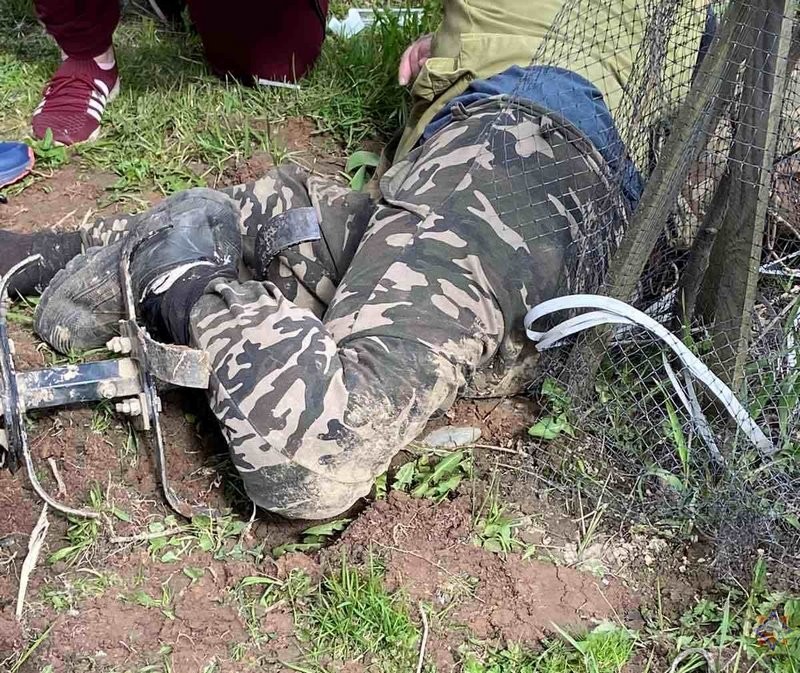 ЧП в Могилёвском районе: ногу пенсионера зажало в мотокультиваторе