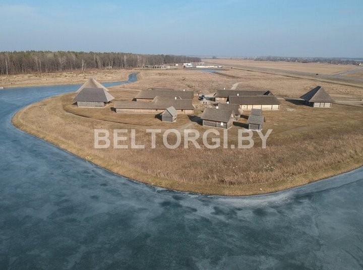 Туристическую деревню Чижа под Брестом снова пытаются продать. Что по цене?