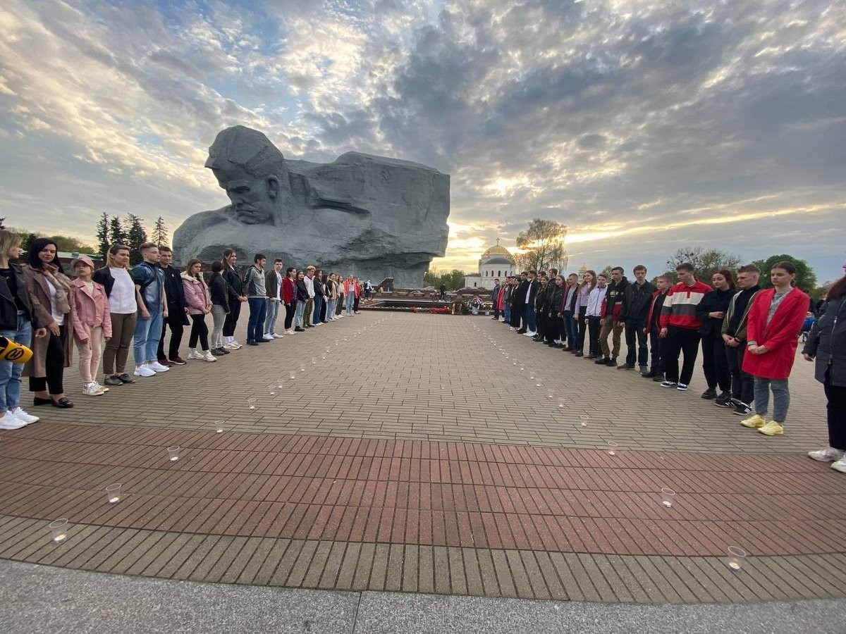 Брест присоединился к республиканской акции «Зажги огонь в своём сердце»