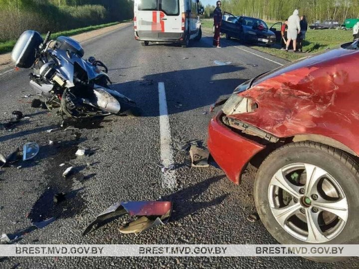 В Березовском и Лунинецком районах травмированы мотоциклисты