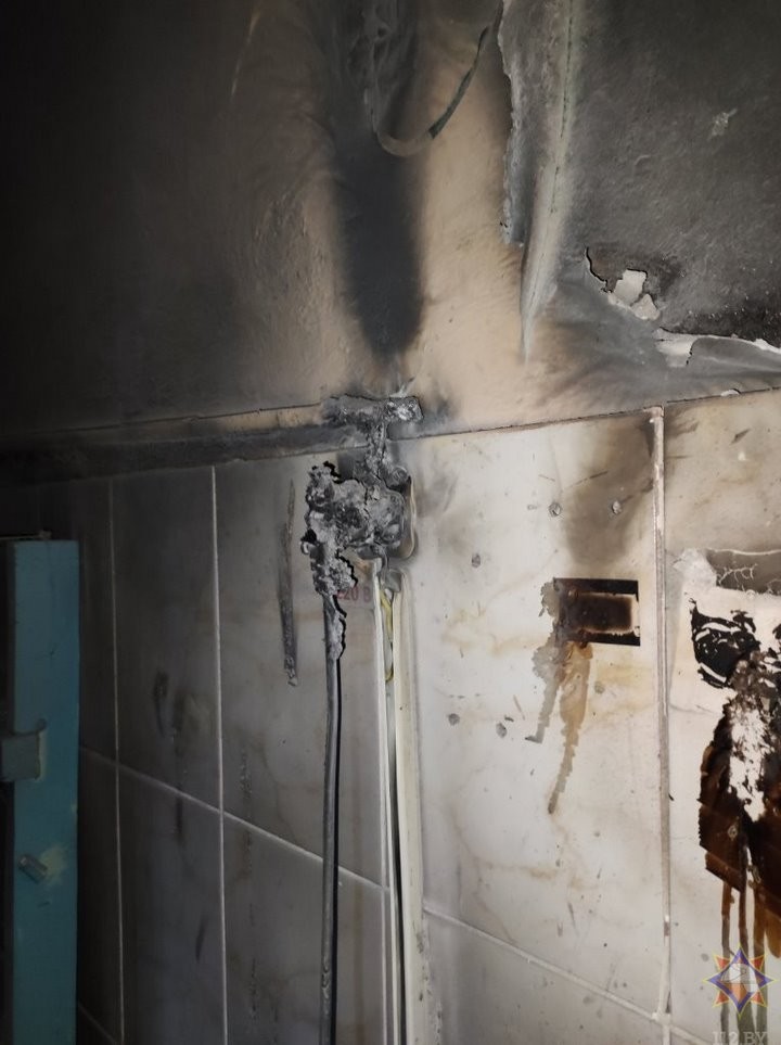 Спасатели тушили пожар в детском саду в Брестской области