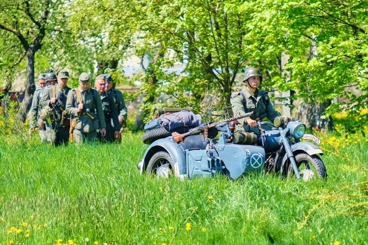 Эпизод «Здитовской обороны» показали реконструкторы в Березе