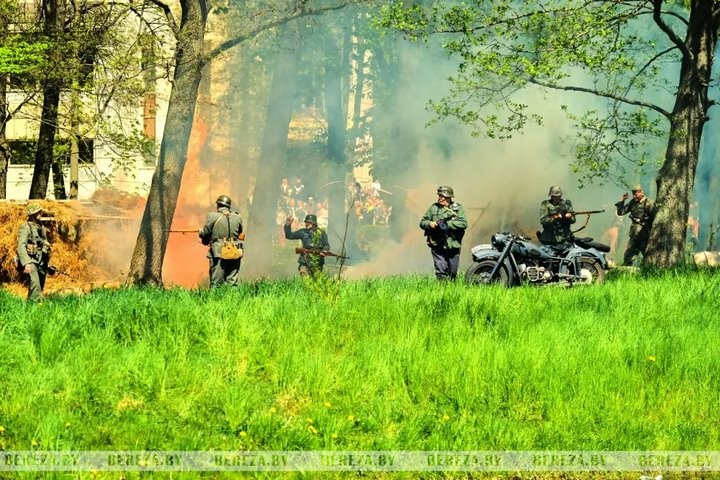 Эпизод «Здитовской обороны» показали реконструкторы в Березе