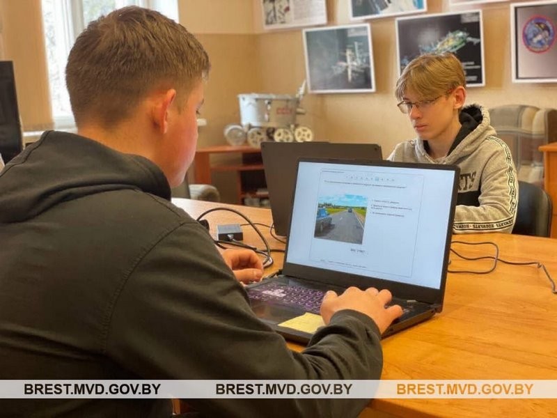 В Бресте прошел заключительный этап соревнований по мотоциклетному спорту