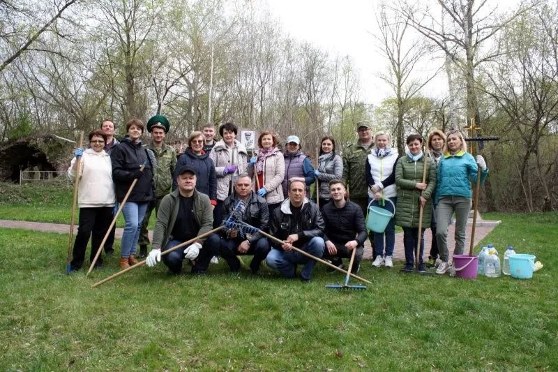 В десяти метрах от Польши. Брестчане побывали на остров Пограничный в Брестской крепости