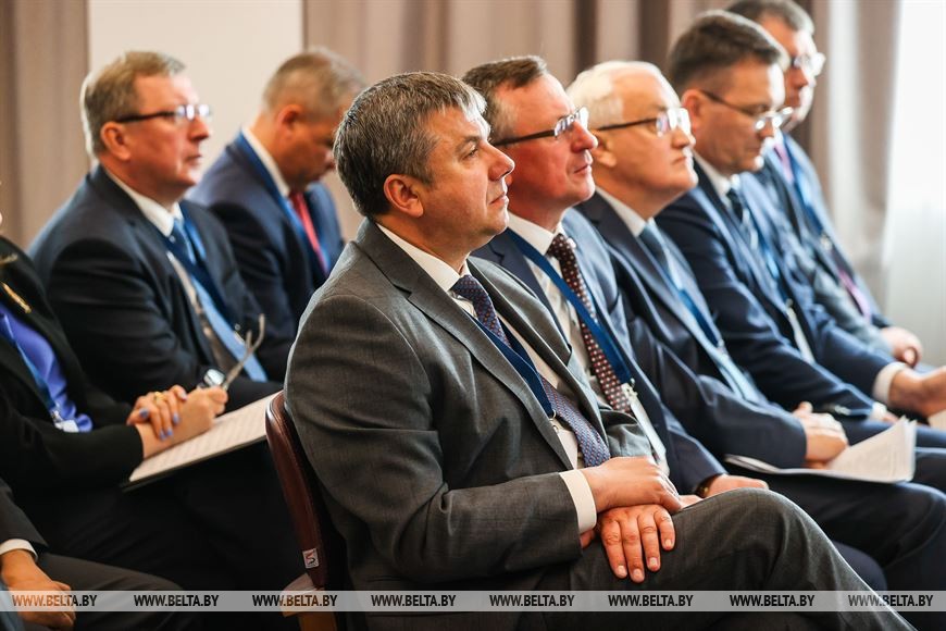 Делегации 15 стран участвуют в форуме деловых контактов «Брест-2022»