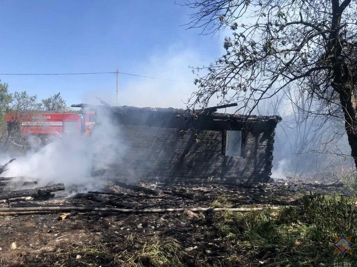 В деревне Пожежин Малоритского района горел нежилой дом
