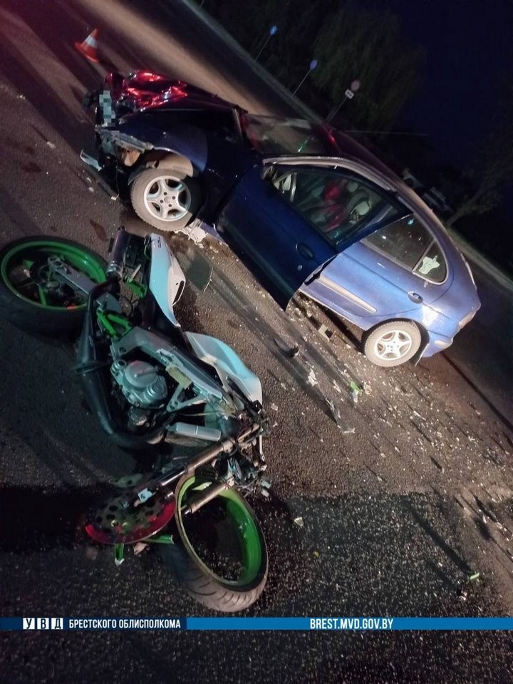 Стали известны подробности жесткого ДТП в Кобрине