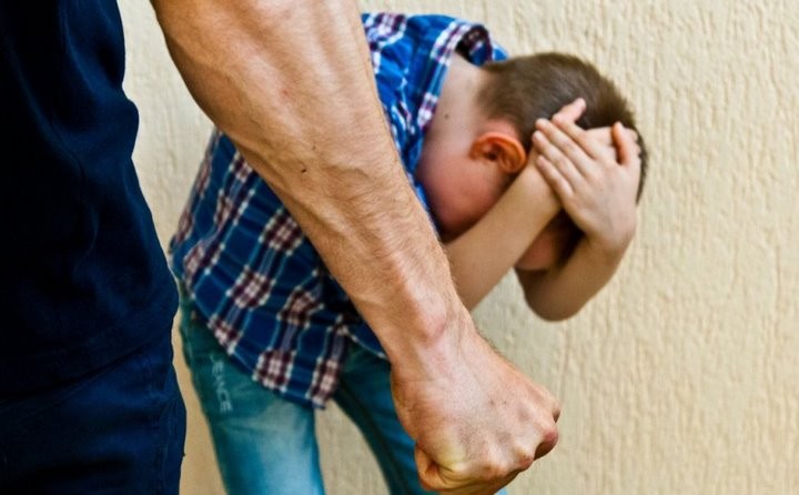 Житель Ганцевичского района истязал малолетнего пасынка