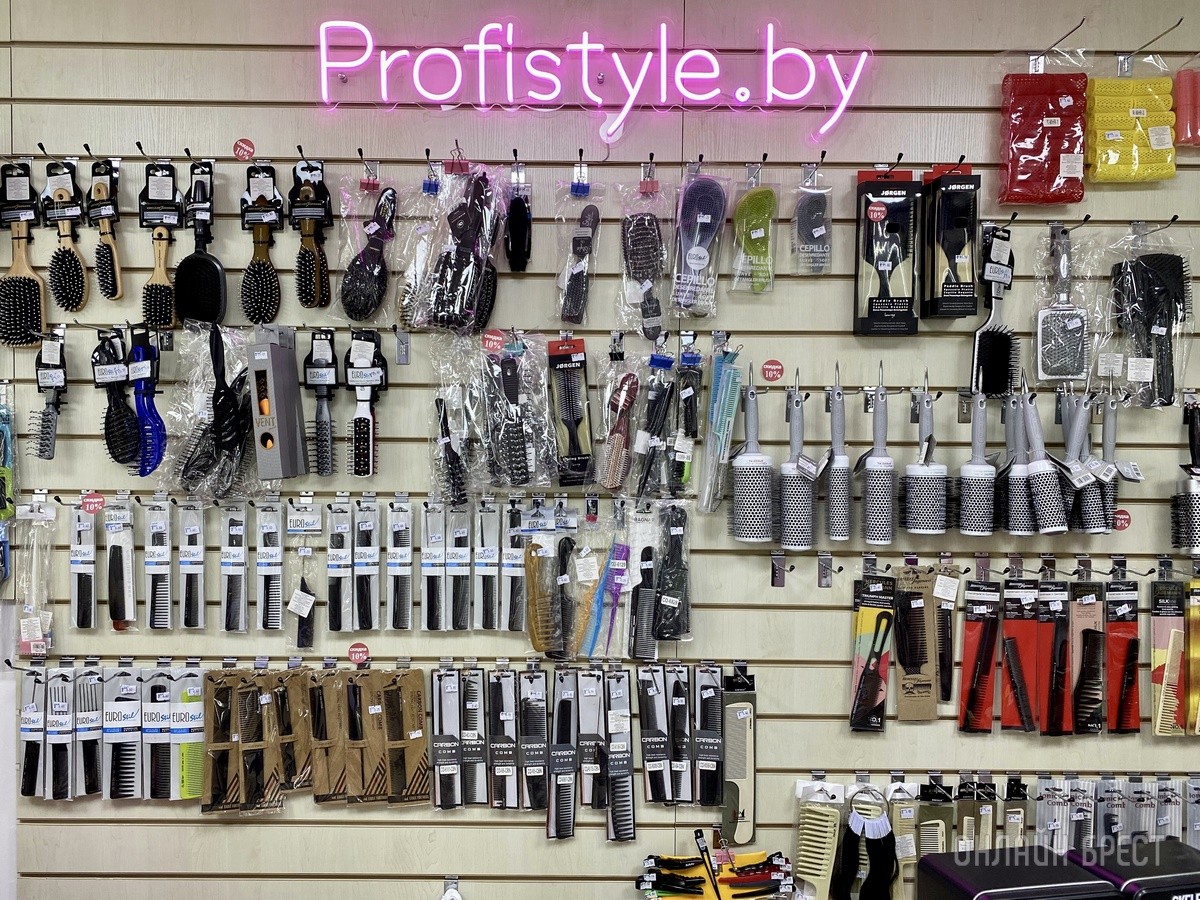 На Маяковского в Бресте открылся парикмахерский магазин «PROFISTYLE.BY» с профессиональными инструментами и косметикой. Большой ассортимент и бесплатная консультация