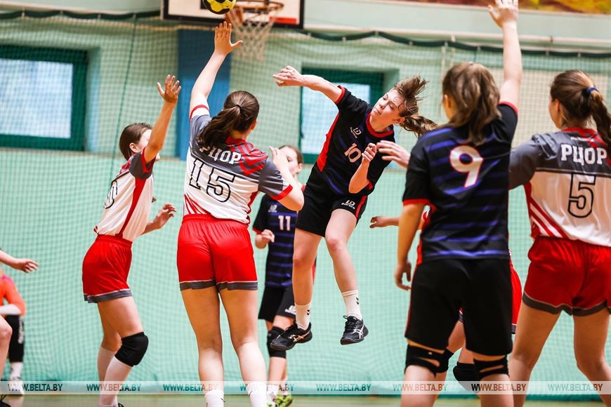 В Бресте завершился финальный этап гандбольного турнира «Стремительный мяч»