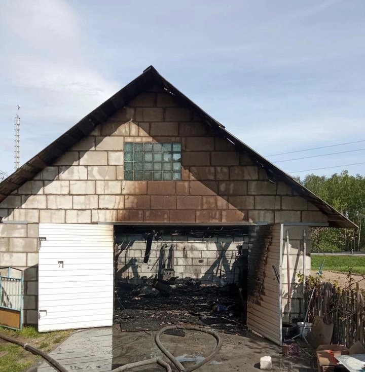 В деревне Бараны Ивацевичского района горел гараж