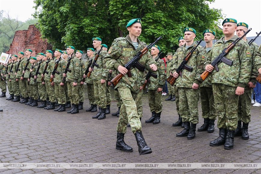 Около 200 новобранцев приняли присягу в Брестской крепости