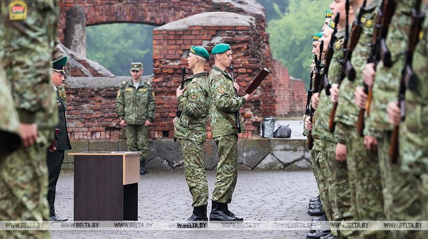 Около 200 новобранцев приняли присягу в Брестской крепости