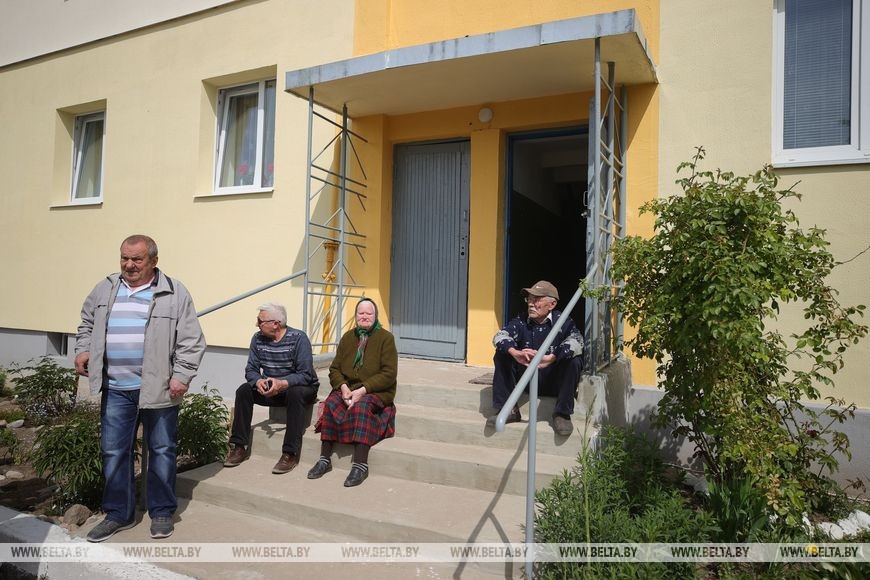 В Барановичах почтили память погибших летчиков Андрея Ничипорчика и Никиты Куконенко. Репортаж