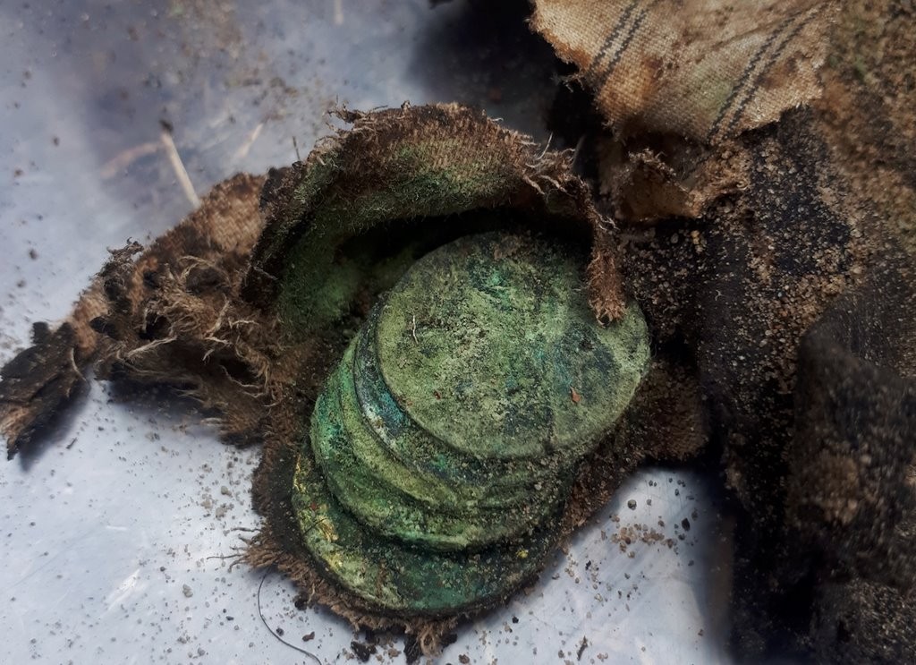 У деревни Тартаки Барановичского района ведутся поисковые работы на месте массового захоронения жертв фашизма