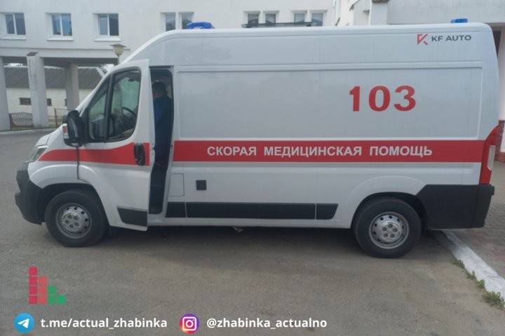 Жабинковская ЦРБ получила новый автомобиль скорой медицинской помощи