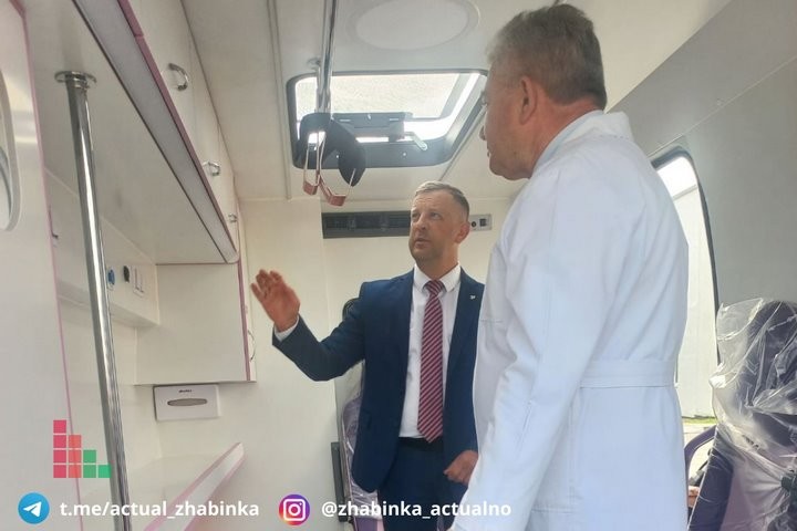 Жабинковская ЦРБ получила новый автомобиль скорой медицинской помощи