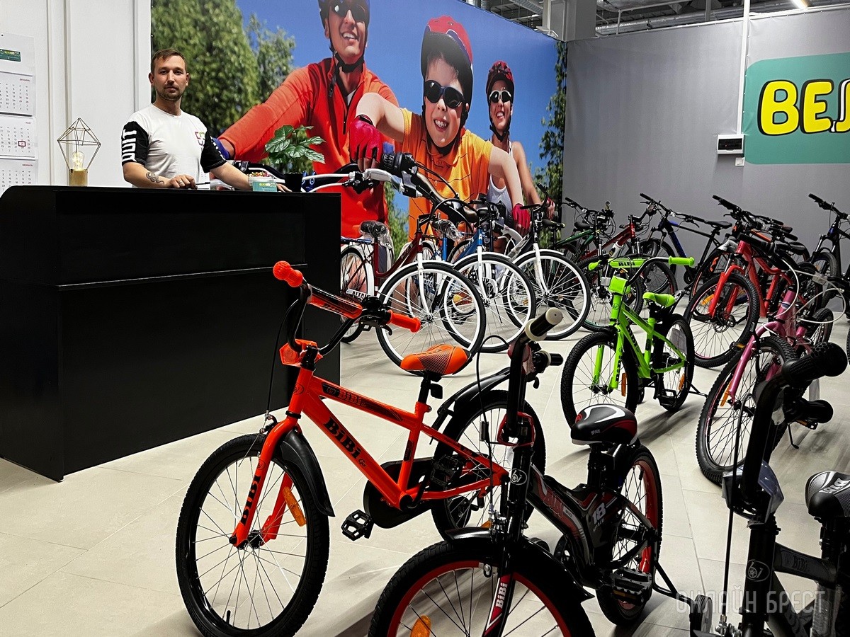 Велосипеды для всей семьи с доступными ценами и беспроцентной рассрочкой в новом магазине «ВелоБУМ» в брестском ТРЦ «Варшавский»