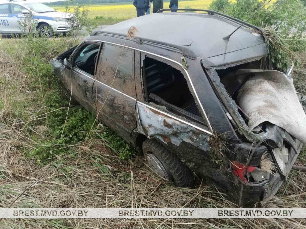 Ещё один автомобиль перевернулся в Малоритском районе